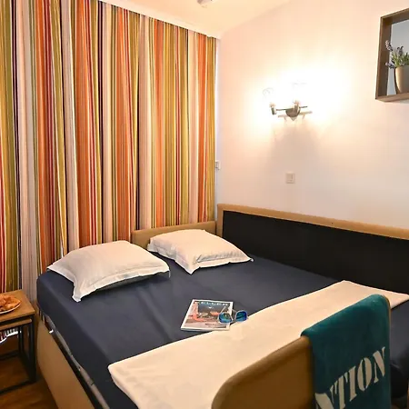L'esquinade - G1 103 By Interhome Saint-Raphaël